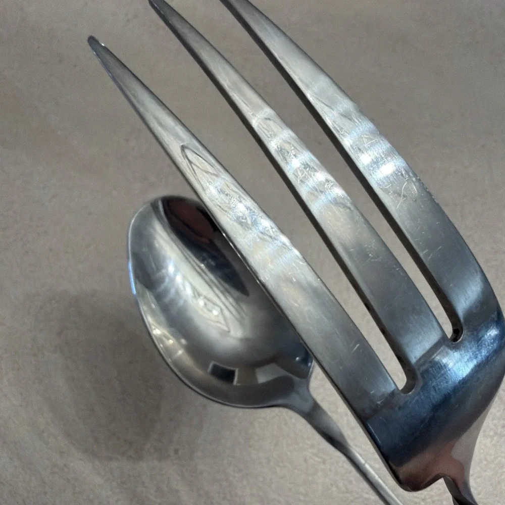 Stainless Steel 18/8 Silver Kitchenware Serving Salad Tongs - Picture 4 of 5